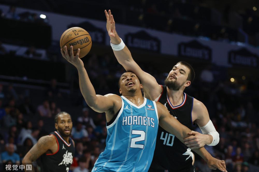 坚持逼抢与 坚持逼抢与